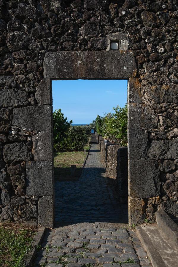 Entre Muros - Turismo Rural - Casa Com Jardim E Acesso Direto Ao Mar Ribeira Grande Exterior foto